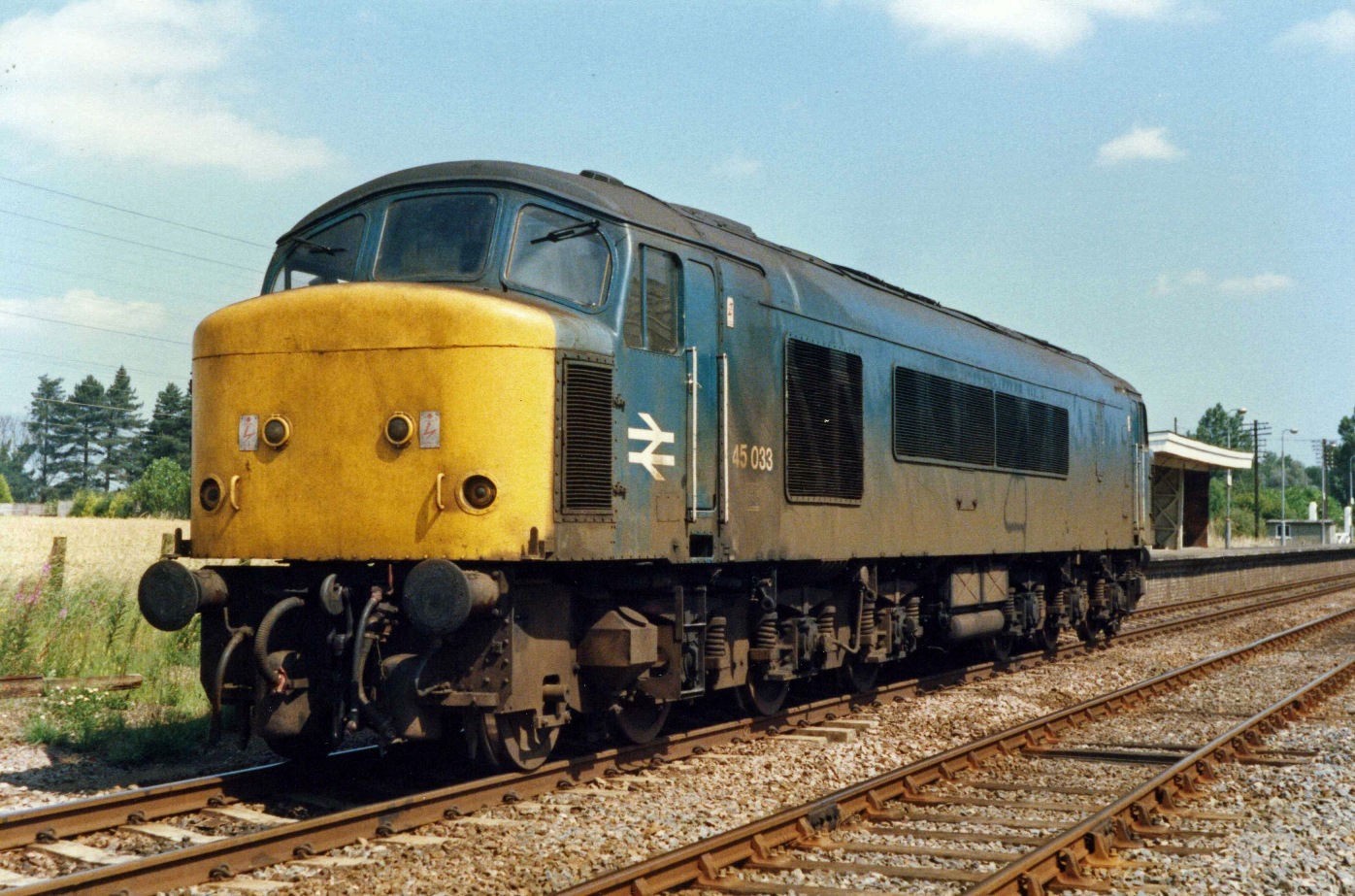 45033 eccles road after shunting grain empties 09.30 whitemore norwich 23 7 85 y